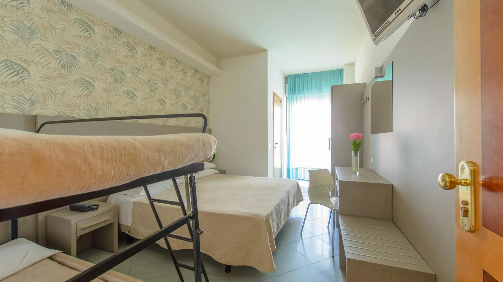 Hotel Christian Ρίμινι 3*,  Ιταλία